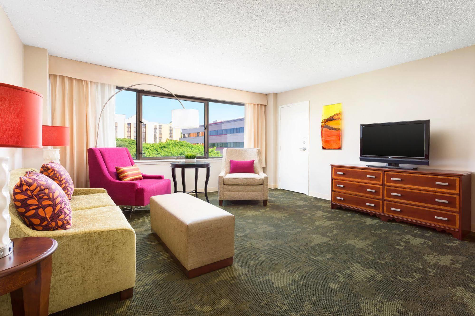 Holiday Inn Secaucus Meadowlands Extérieur photo